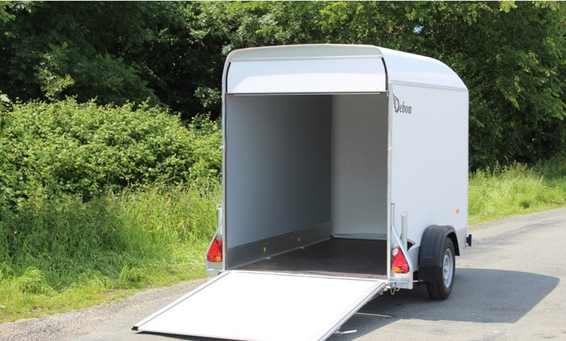 Furgoneta Debon Roadster 300