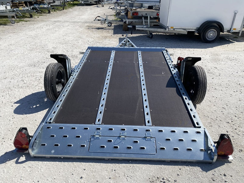 Portamotos con descenso hidráulico Martz TEMA