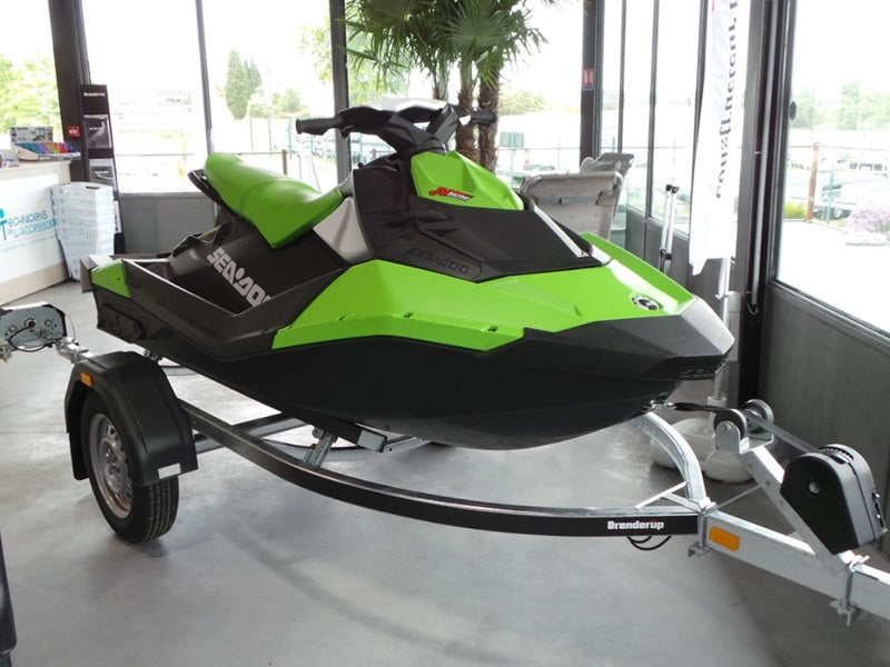 Portamotos sumergible