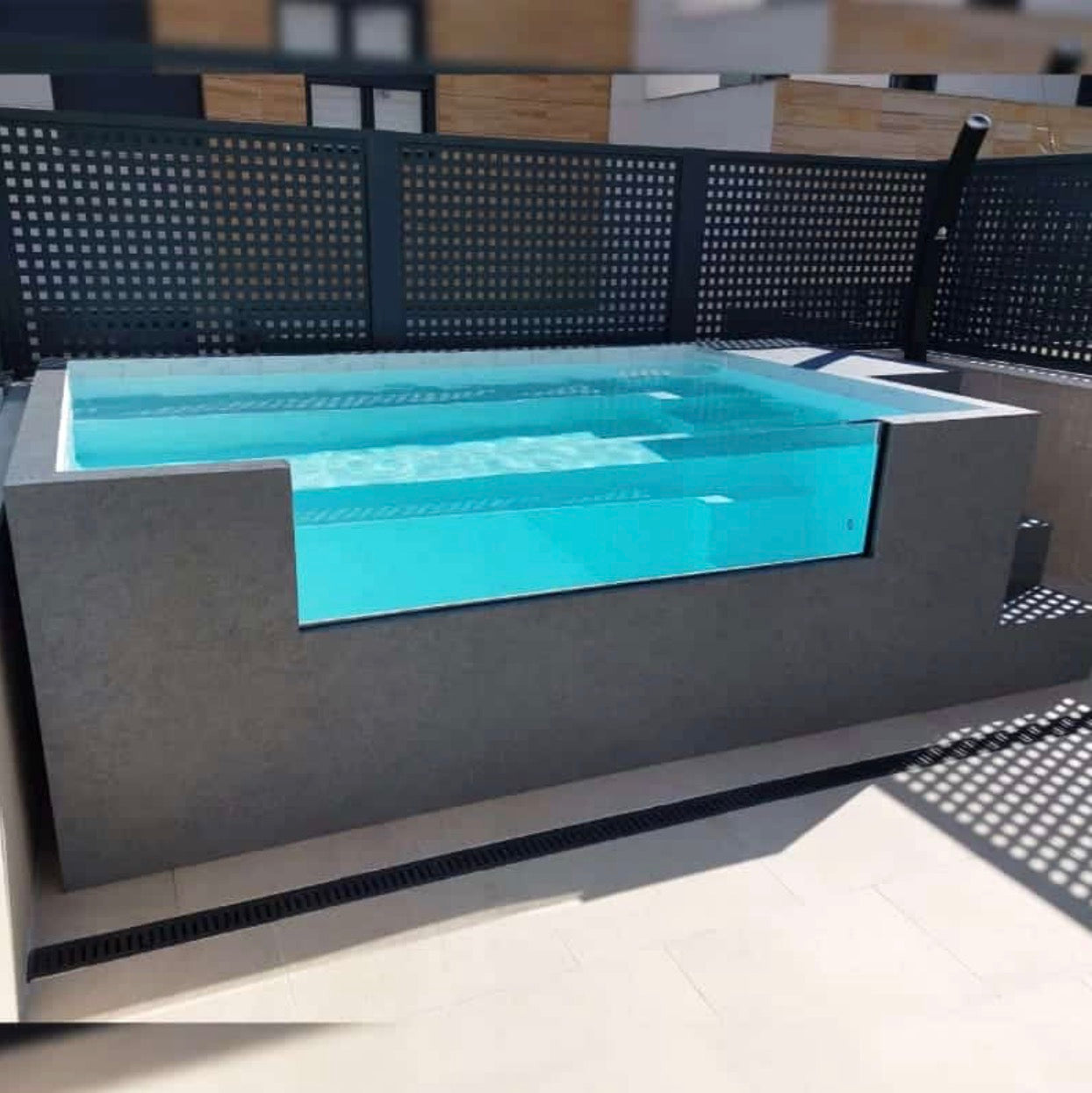 Piscina contenedor ilú pro 230