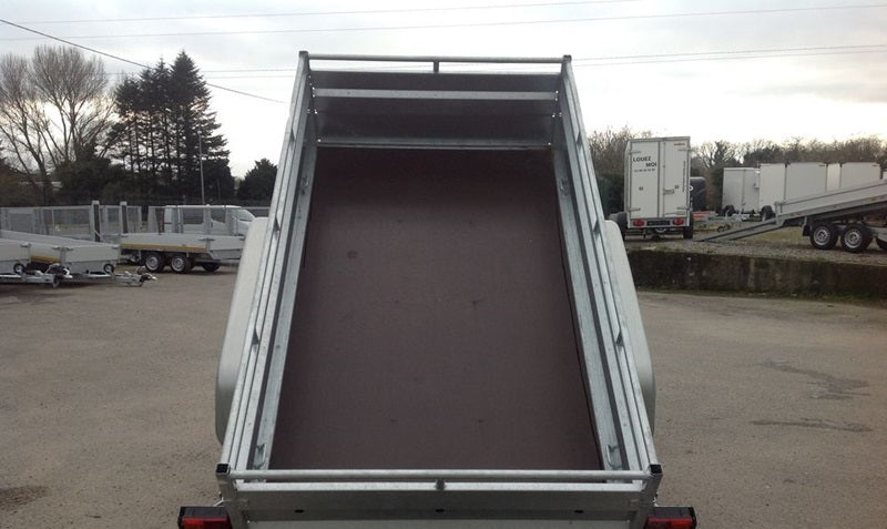 Remolque basculante de alta resistencia Lider, PTAC 1500 kg, ejes dobles con freno nuevos