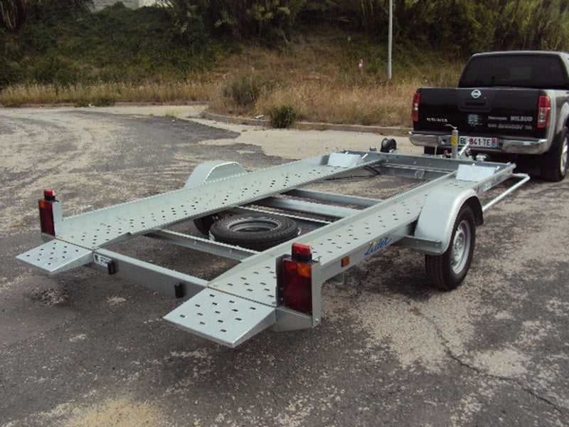 Portacoches de un eje 1300kg