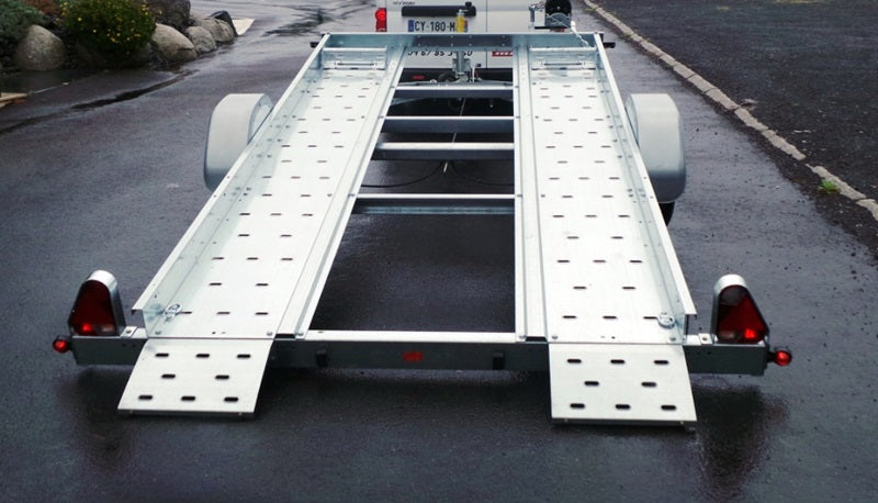 Portacoches de un eje 1300kg