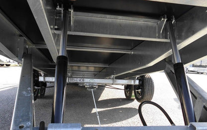 Remolque de plataforma LIDER con ruedas debajo – PTAC: 3500 kg – 2 ejes con freno – 506 x 215 cm